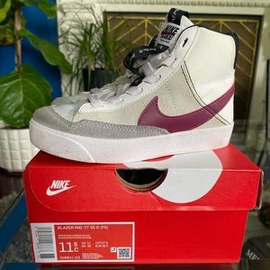 Nike Blazer Mid size 11.5